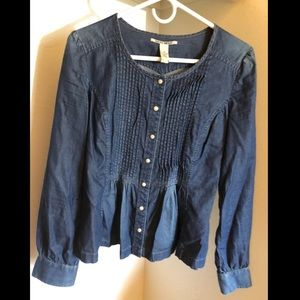 Lucky Brand Denim Top 🌟 HOST PICK Size M, excellent condition!